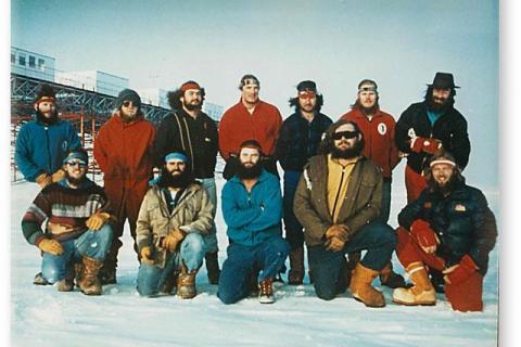 SANAE 32 (1991): Back (L-R) Jors Rohlandt (Radio Technician), Danie Swart (Diesel Mechanic), Thys Lambrechts (Senior Diesel Mechanic), Arnoud de Nooy (Senior Meteorologist), Vincent Verwey (Senior Radio Operator), Hennie Pelzer (Potch), Bob Steenhof-Snetlage (Junior Radio Operator); Front: Nigel Basel (Natal Kassie), Anton Schutte (Junior Meteorologist), George McFie (Fuhrer/Hermanus Kassie), Rene de Wet (Doctor), Stephan Terblanche (Junior Meteorologist).