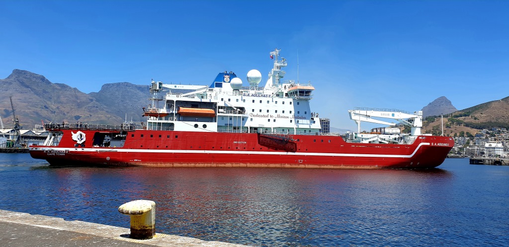 SA Agulhas II